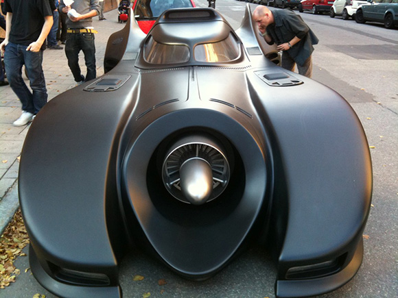 Full-Size-Batmobile-Replica-1